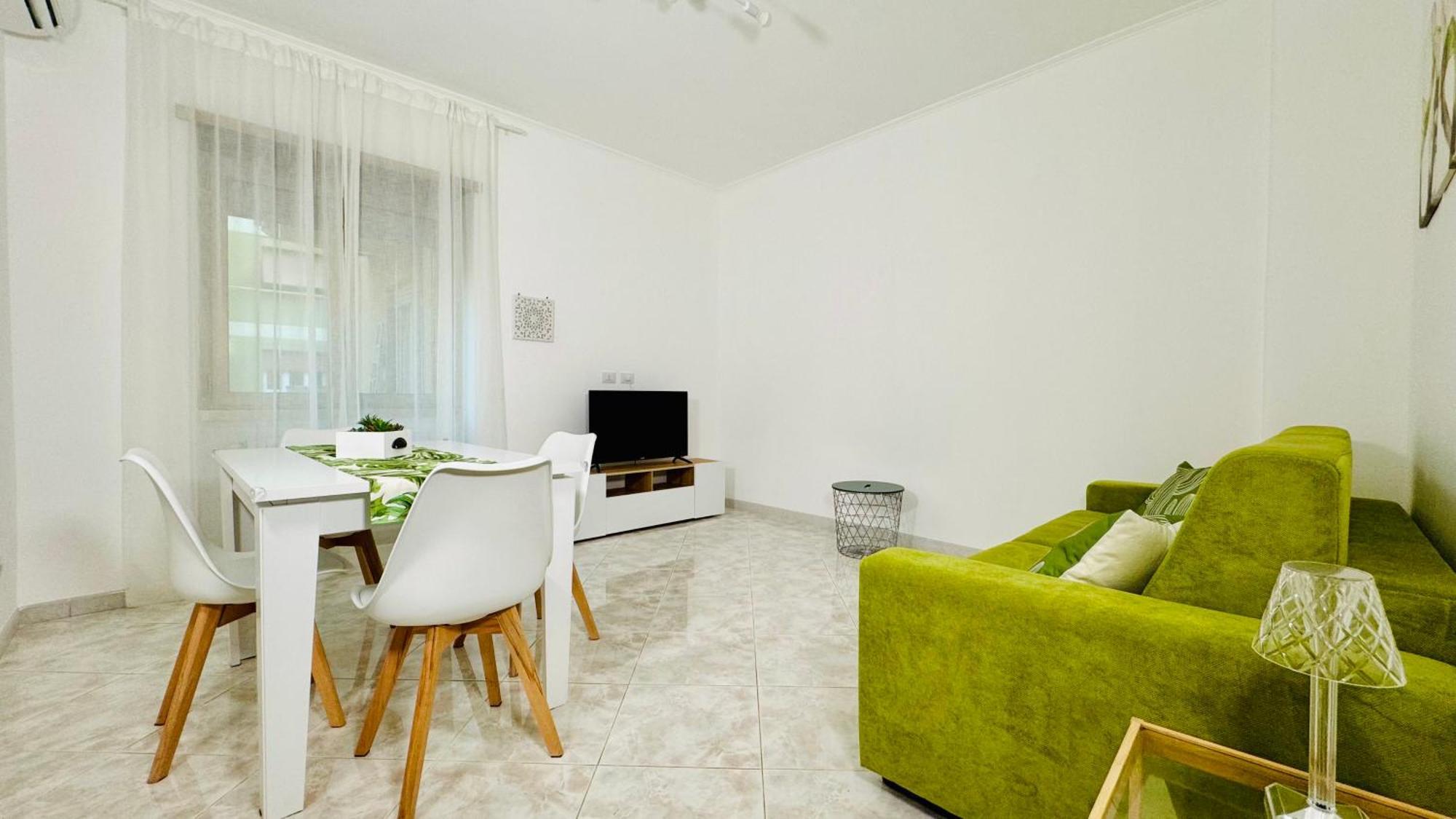 Appartement Fermi 80 *